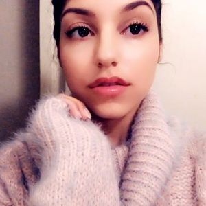 Meet your Posher, Chasity